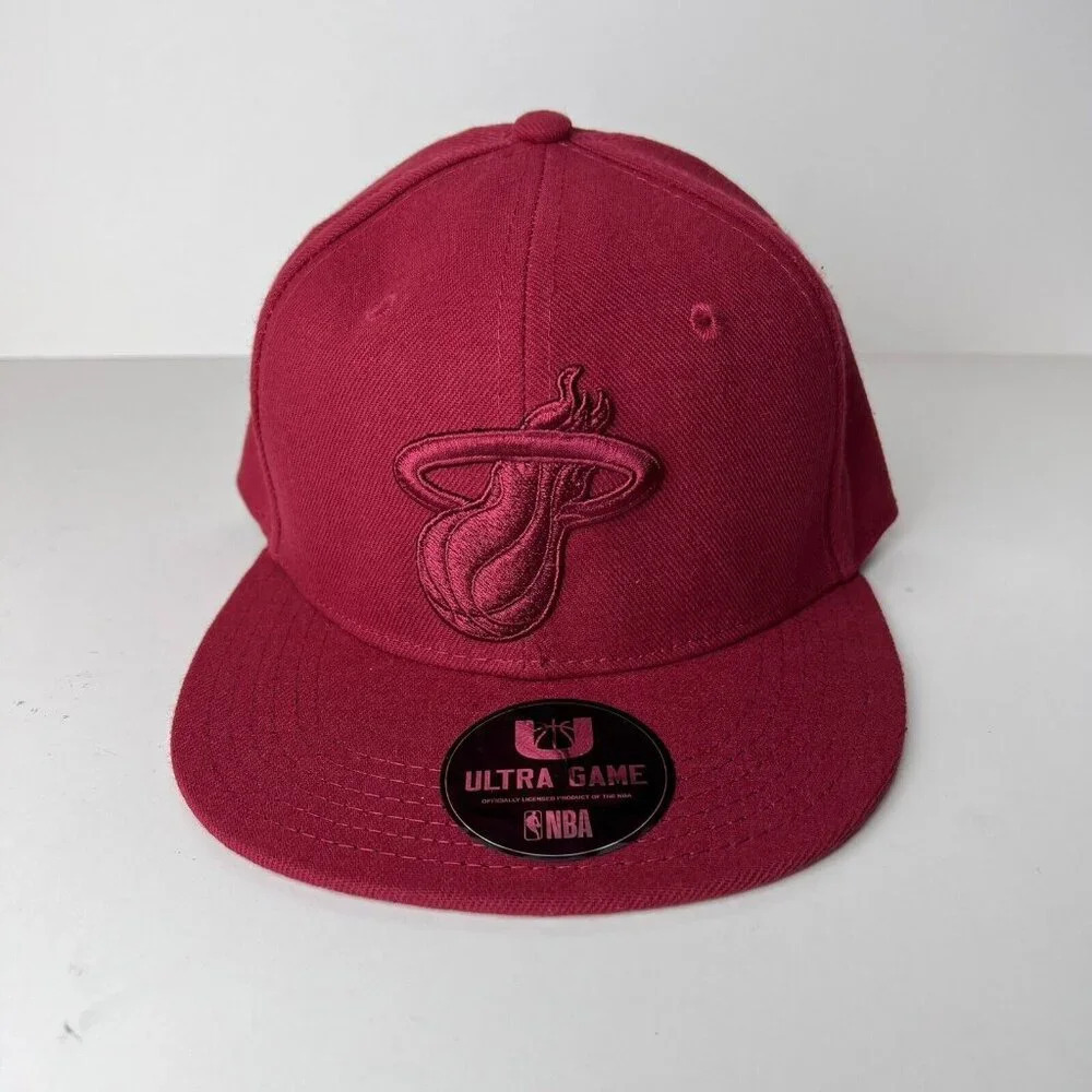 Miami‎ Heat NBA Ultra Game Hat NEW Red Embroidered Snapback Adjustable